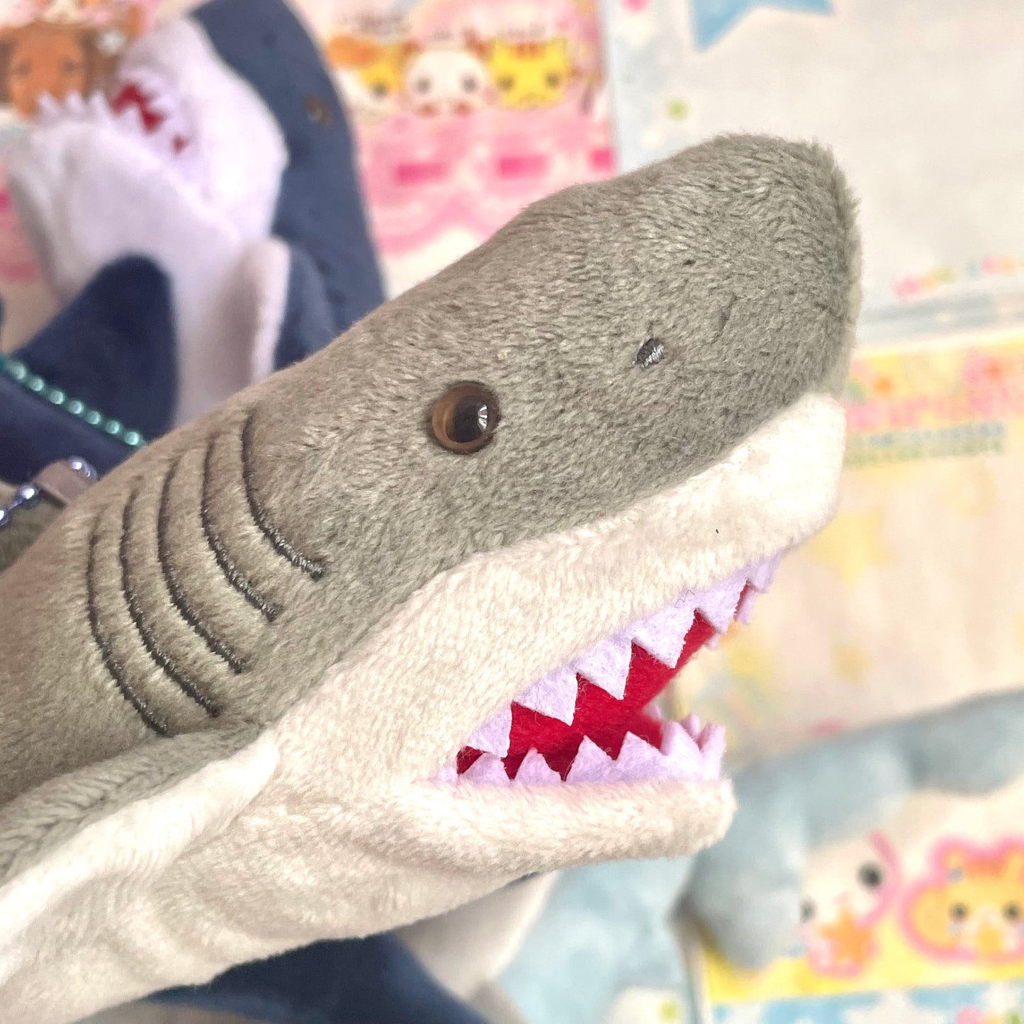AMUFUN Shark Mascot Keychain