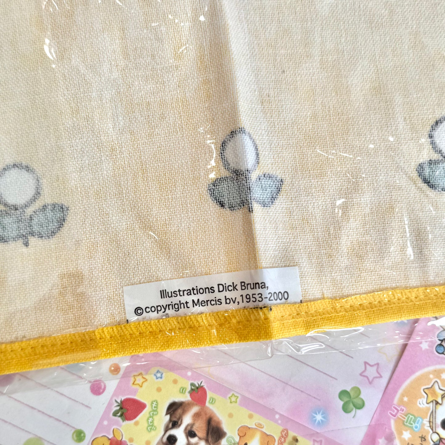 Retro Miffy ♡ 2000 Flowers Handkerchief