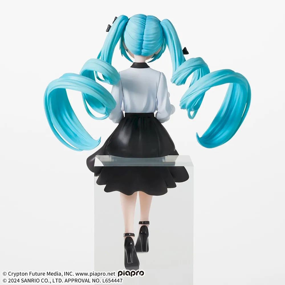 Hatsune Miku x Cinnamoroll Osumashi ver. Choconose Premium Figure