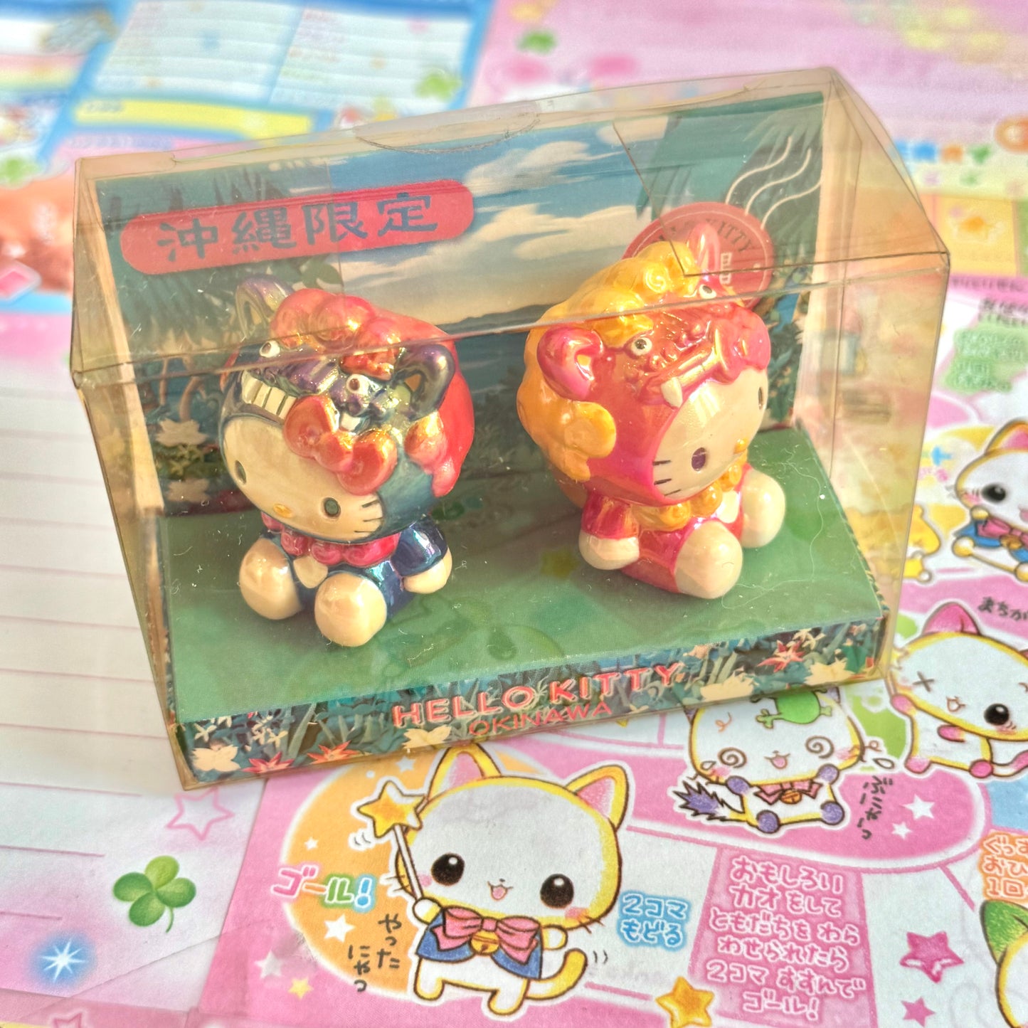 Retro Hello Kitty ♡ 2000 Okinawa Limited Figures
