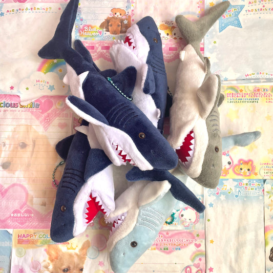 AMUFUN Shark Mascot Keychain