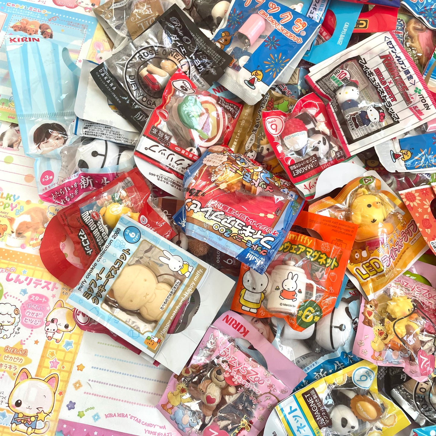 ★Lucky Draw★ Tier (A) Keychains and Straps