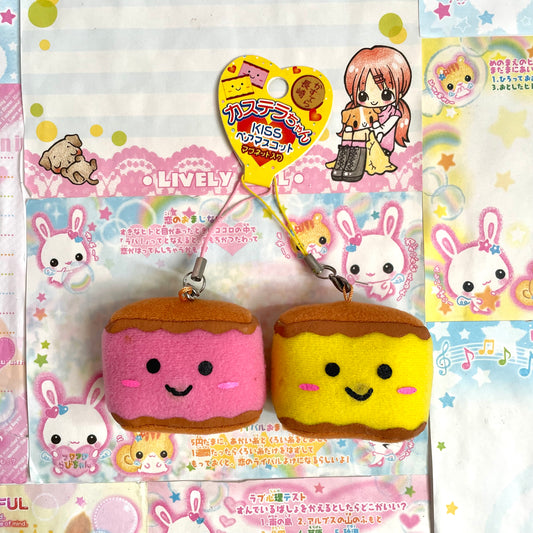 Castella-chan Magnetic Kiss Mascot Strap Set