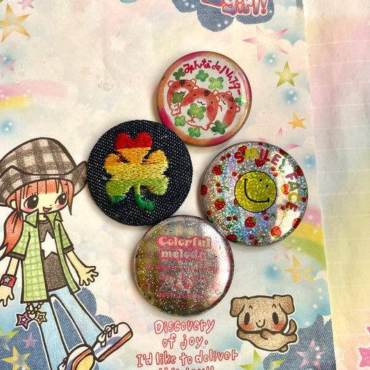 Retro Button Pin Set