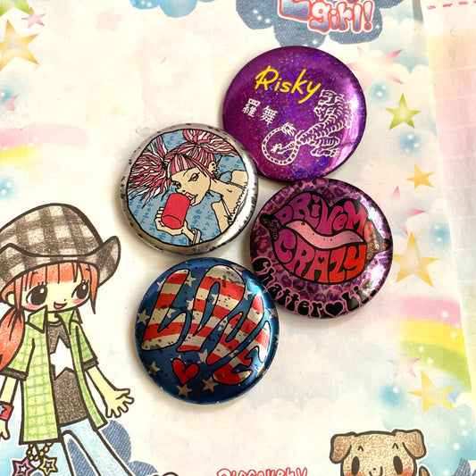 Retro Button Pin Set