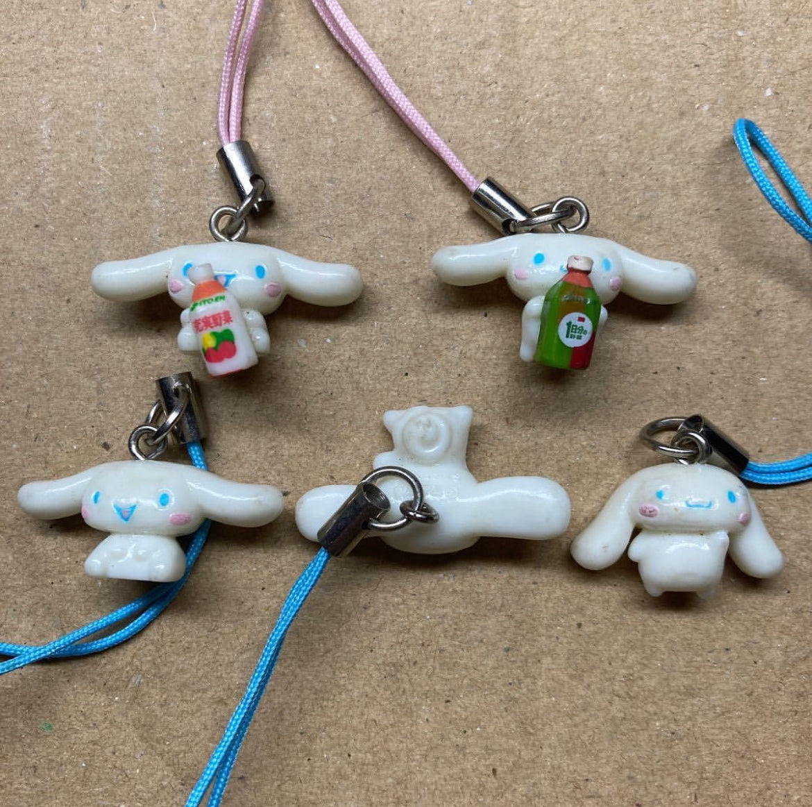 Iteon Cinnamoroll Figure Strap Blind Bags