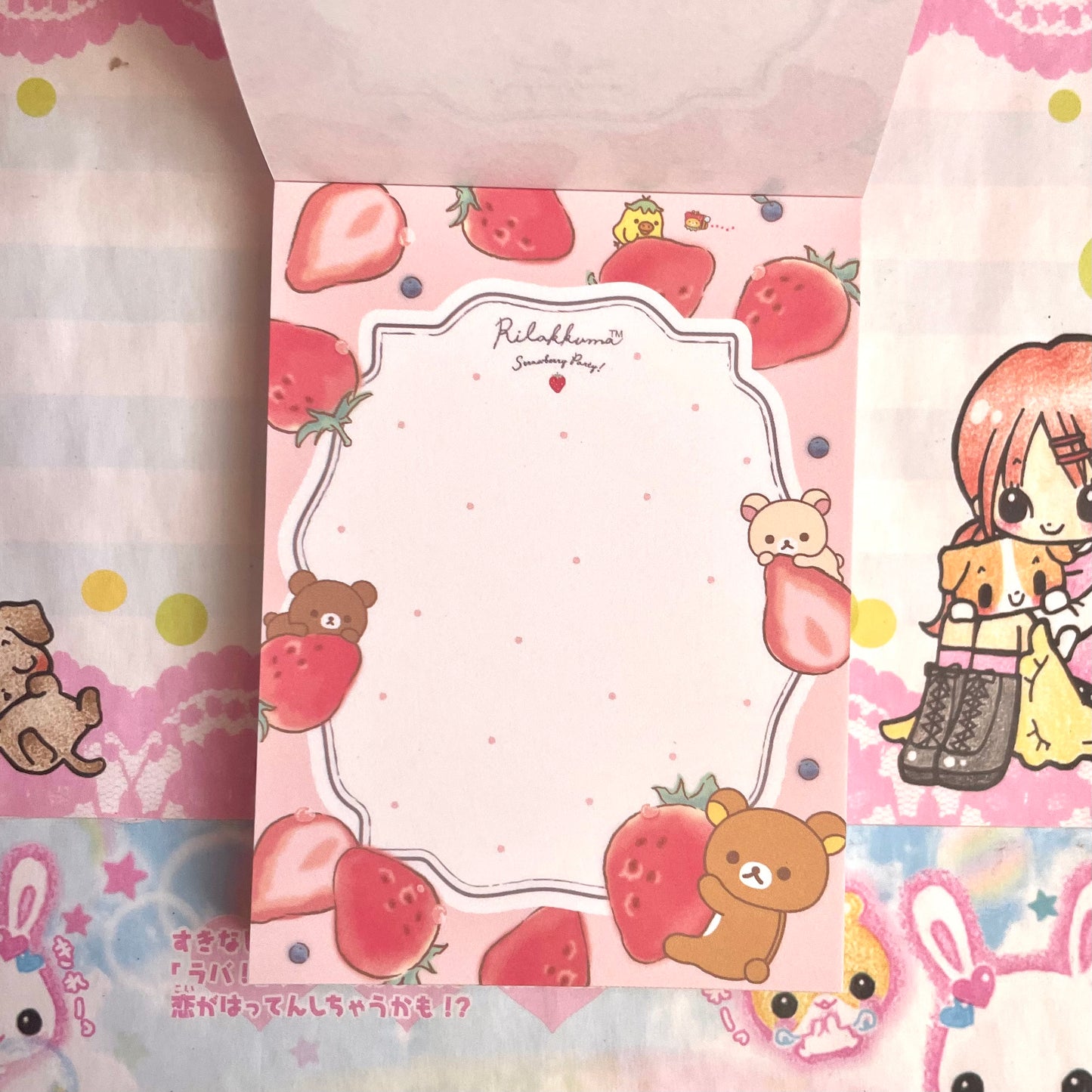 Rilakkuma Strawberry Party! Chairoikoguma Memo Pad