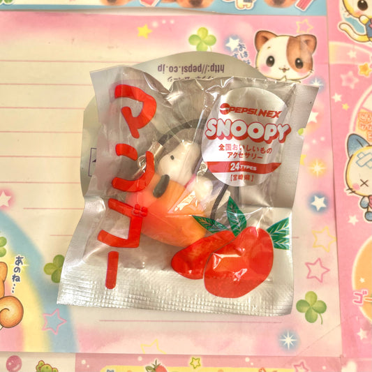 Snoopy Tasty Food Figure Strap - Mango