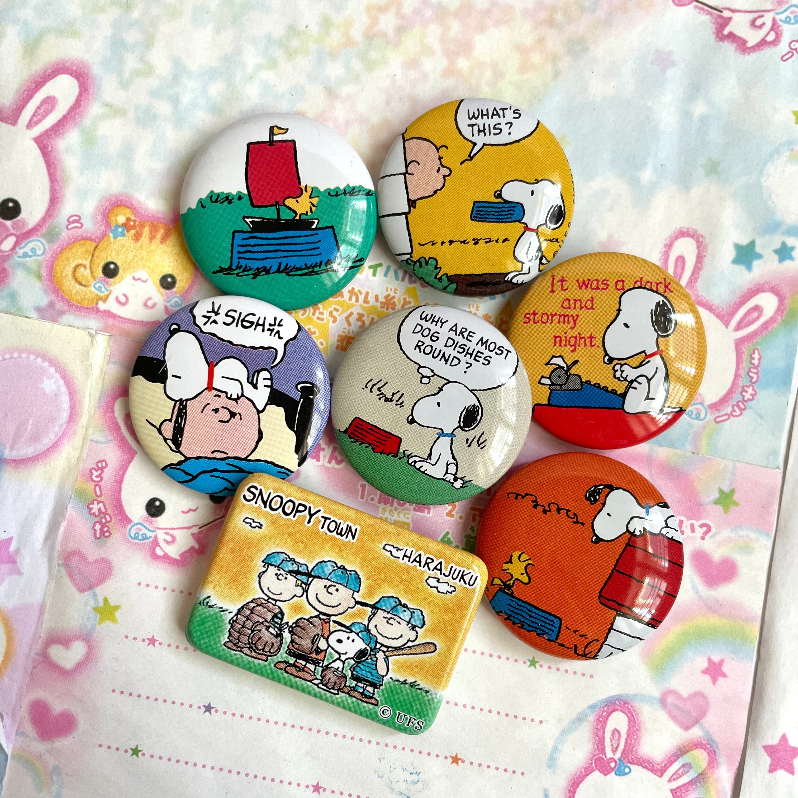 Snoopy Button Pins – Kuma Mail