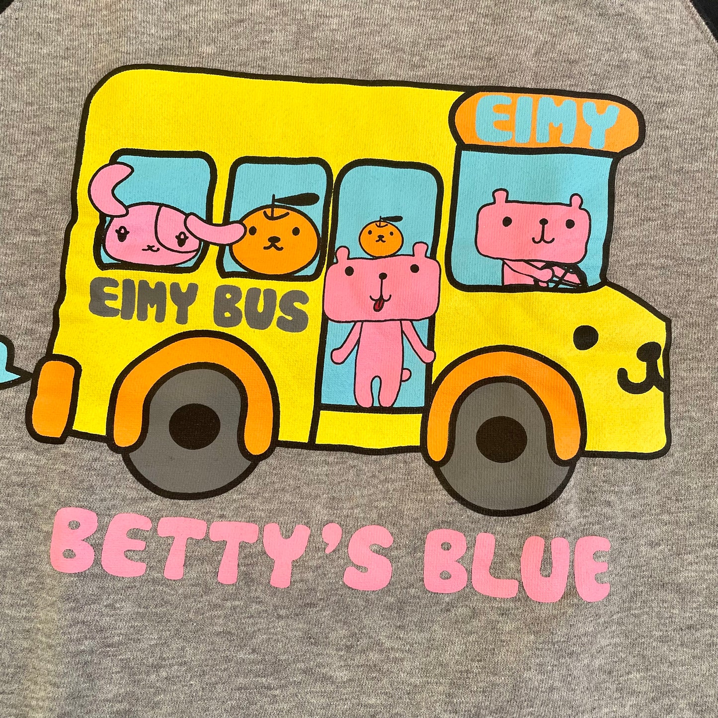 Betty’s Blue - Eimy Bus Short-sleeve T-shirt